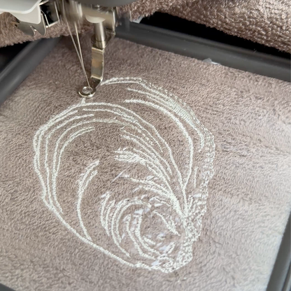 Brother satin-finish broderitråd – 399 Varm grå