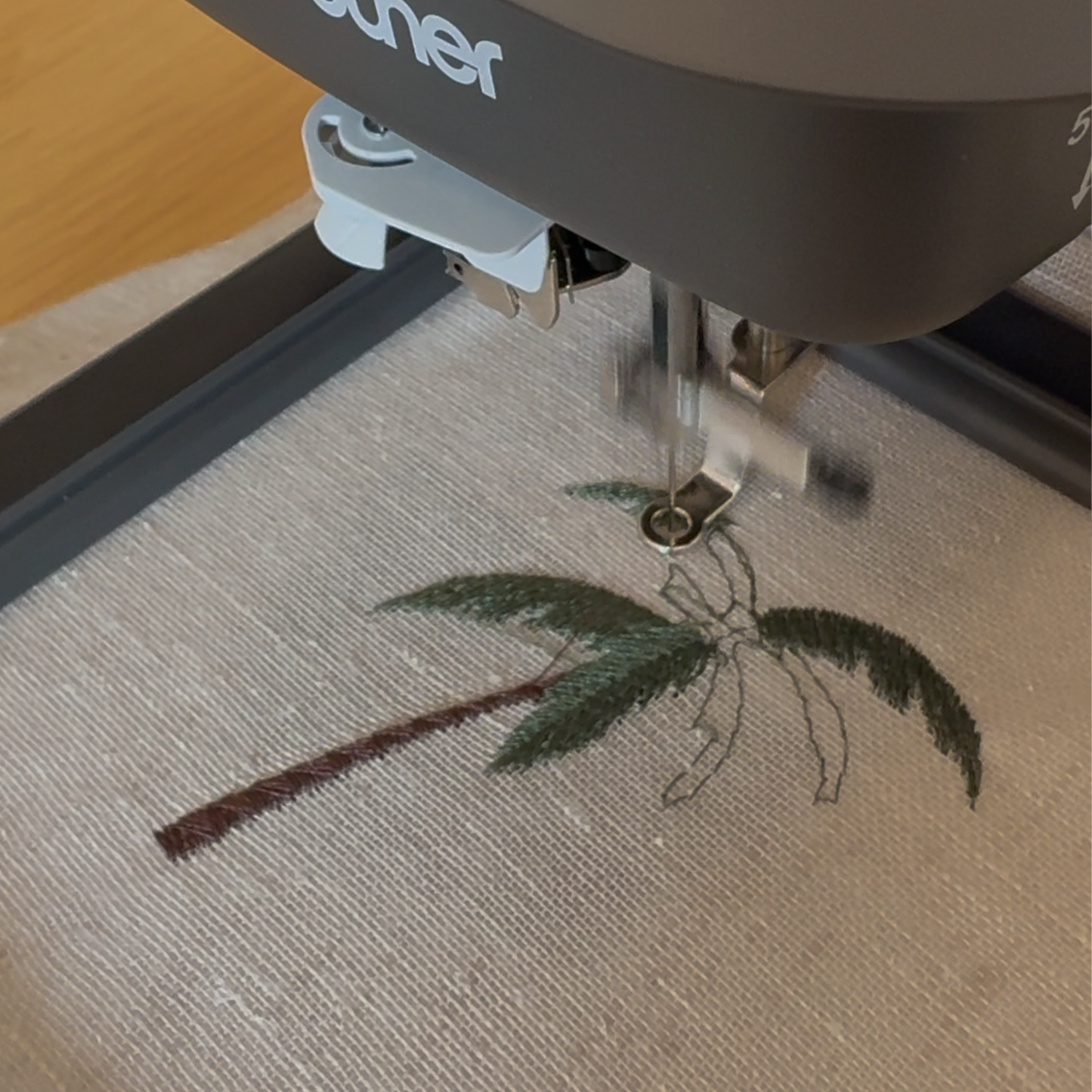 Brother satin-finish broderitråd – 519 Olivengrøn